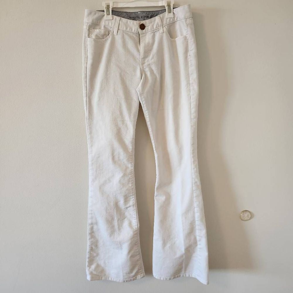 Banana republic white Flare leg jeans, sz 28